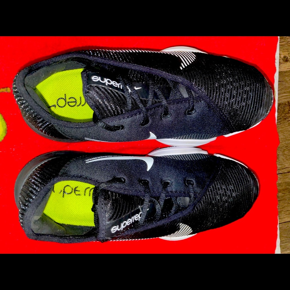 Nike Air Zoom Super Rep 2
